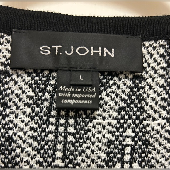 St. John Black & White Diamond Pattern Cardigan - Picture 2 of 9
